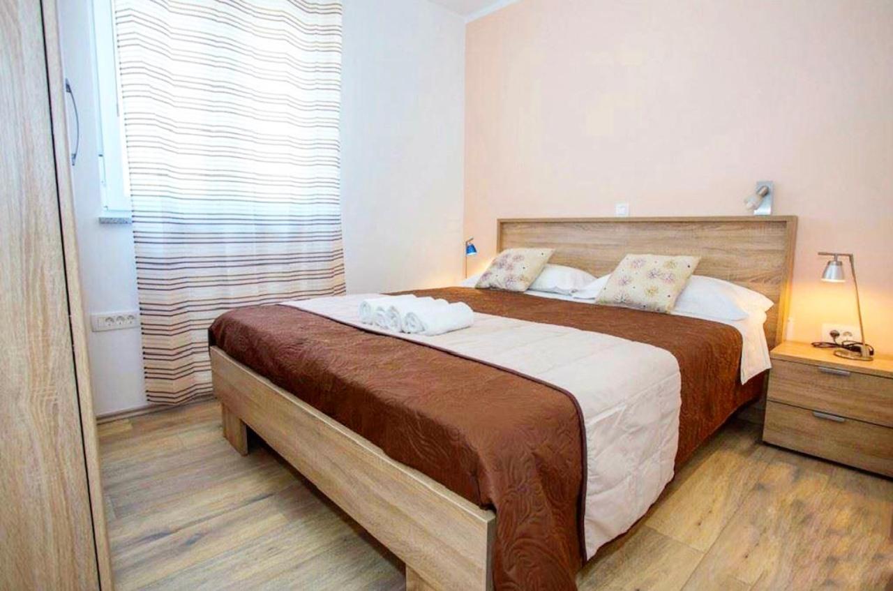 Royal Apartment Pula Eksteriør billede